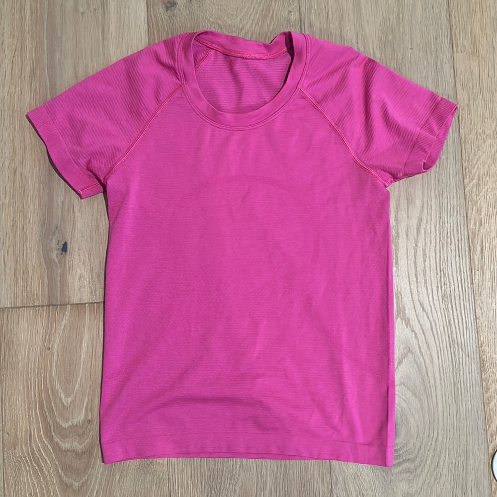 Lululemon Swiftly Tech Tee Race Length Sonic Pink (DISCONTINUED)